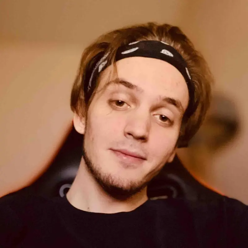Владислав Суржин
