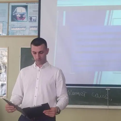 Евгений Петров
