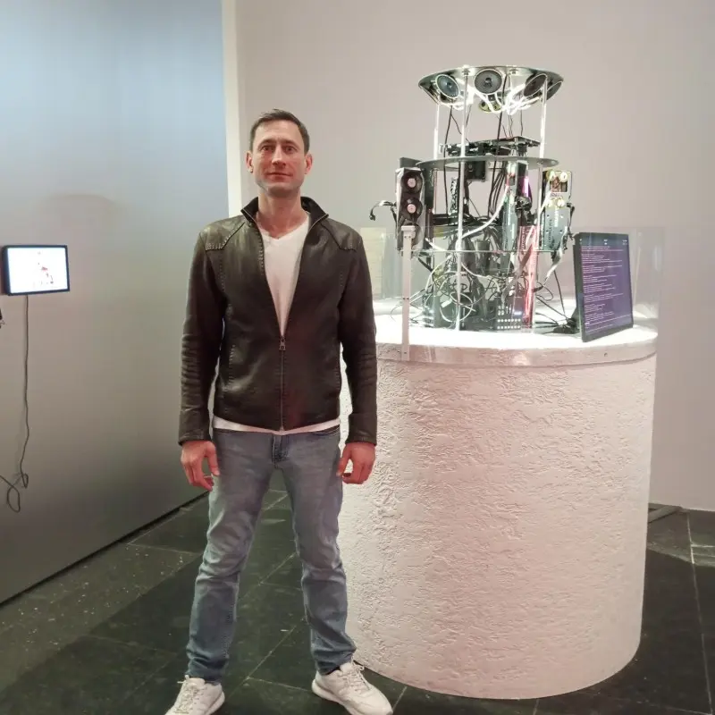 Network member avatar