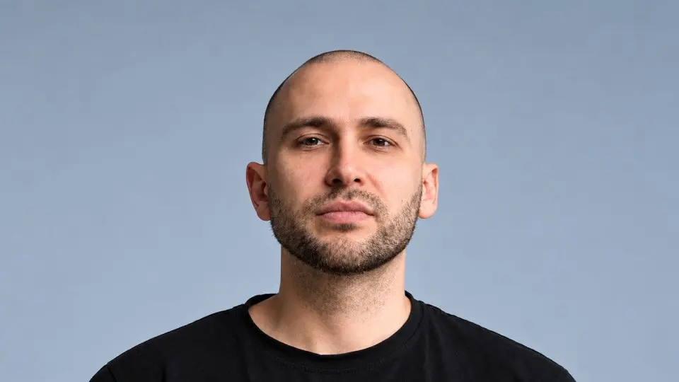 Антон Шаров возглавил направление ИИ-решений для исследований и аналитики «СберМаркетинга». Это новая для компании должность
Подробности: https://adndx.ru/mt96d | Сетка — социальная сеть от hh.ru