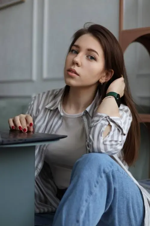 Алена Максимова