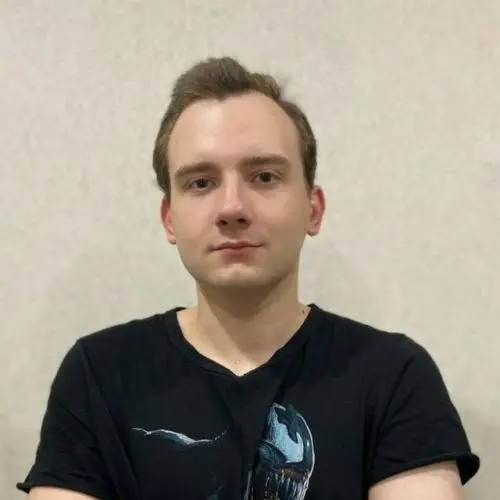 Владислав Манейкин