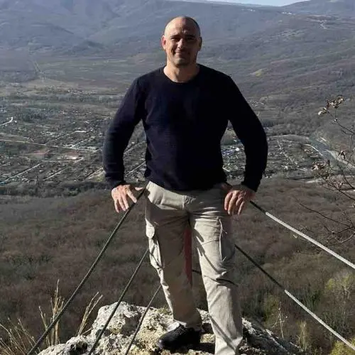 Роман Колесников