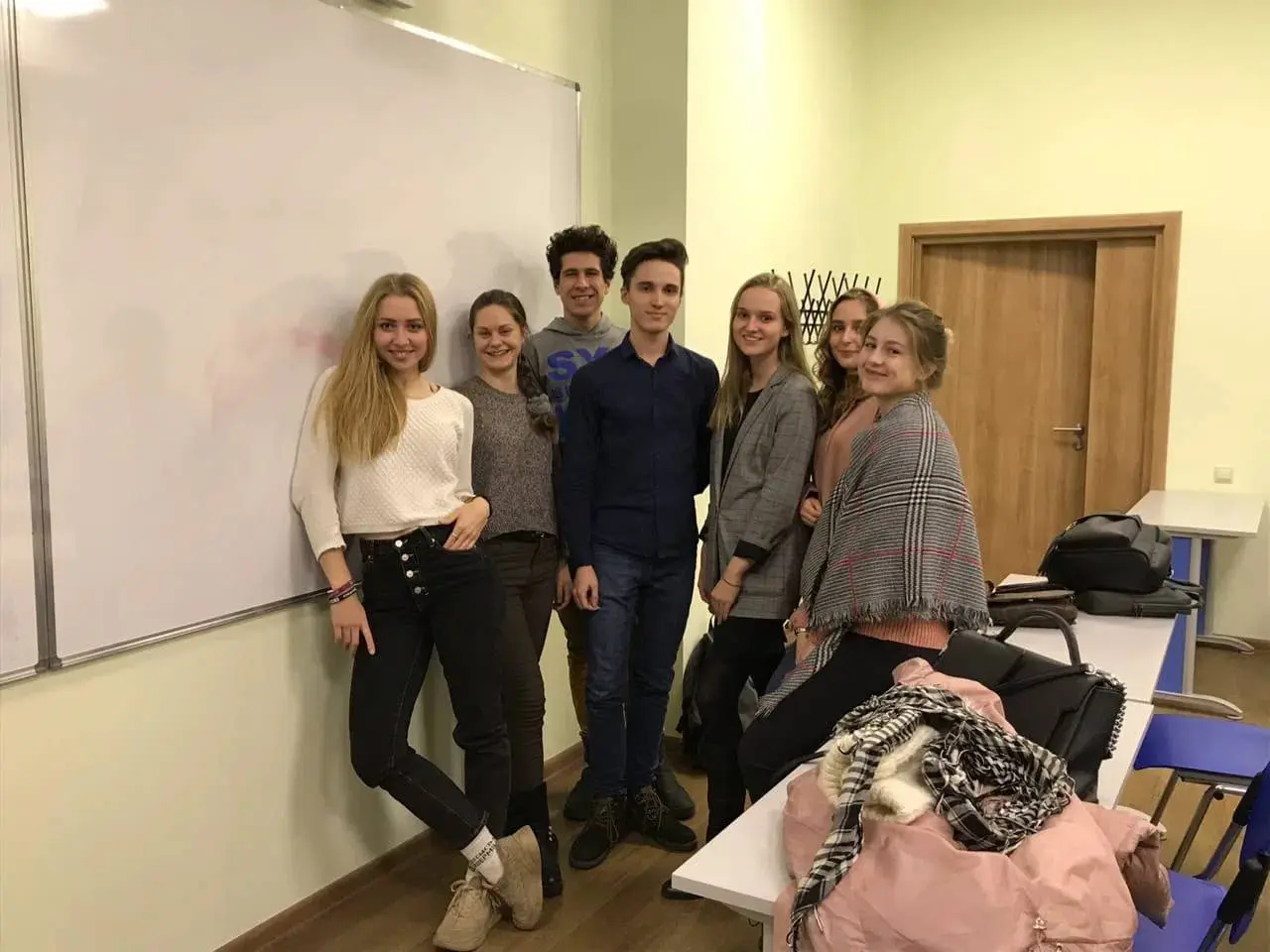 Ты уже это делала!
Сегодня поймала себя на мысли, что когда ты сомневаешься в качестве своего продукта и откладываешь день за днём его анонс, то иногда стоит себе напомнить что ты уже делал что-то под... | Сетка — социальная сеть от hh.ru