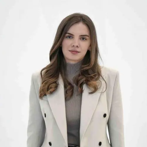 Ангелина Леонова