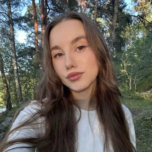 Алиса Петрова