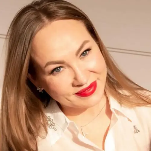 Екатерина Минхазова