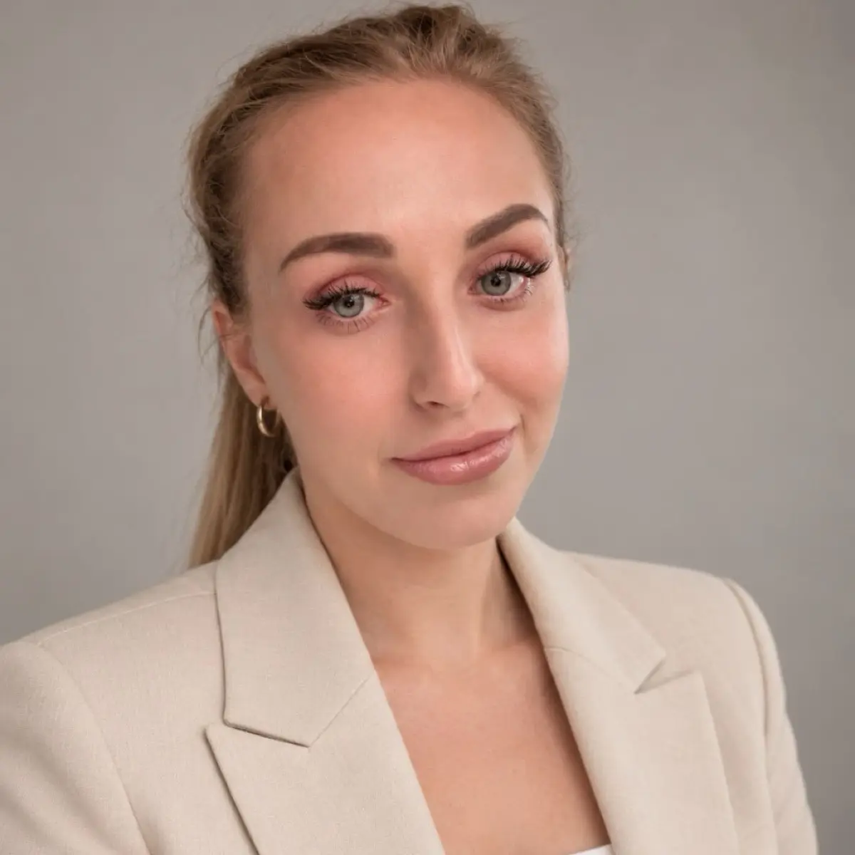 Ангелина Емельянова