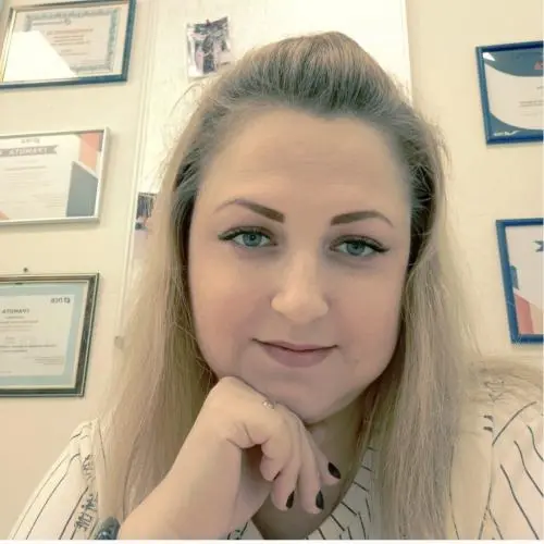 Елена Коробейникова