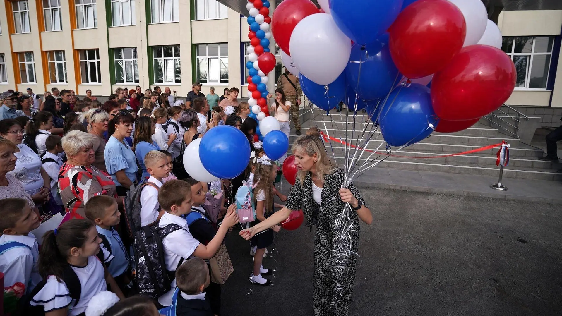 Минпросвещения меняет старшую школу: стандарт с акцентом на | Сетка — социальная сеть от hh.ru