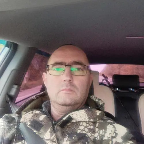 Виталий Халяпин