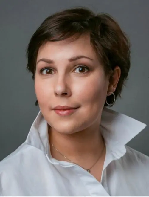 Анна Хвагина