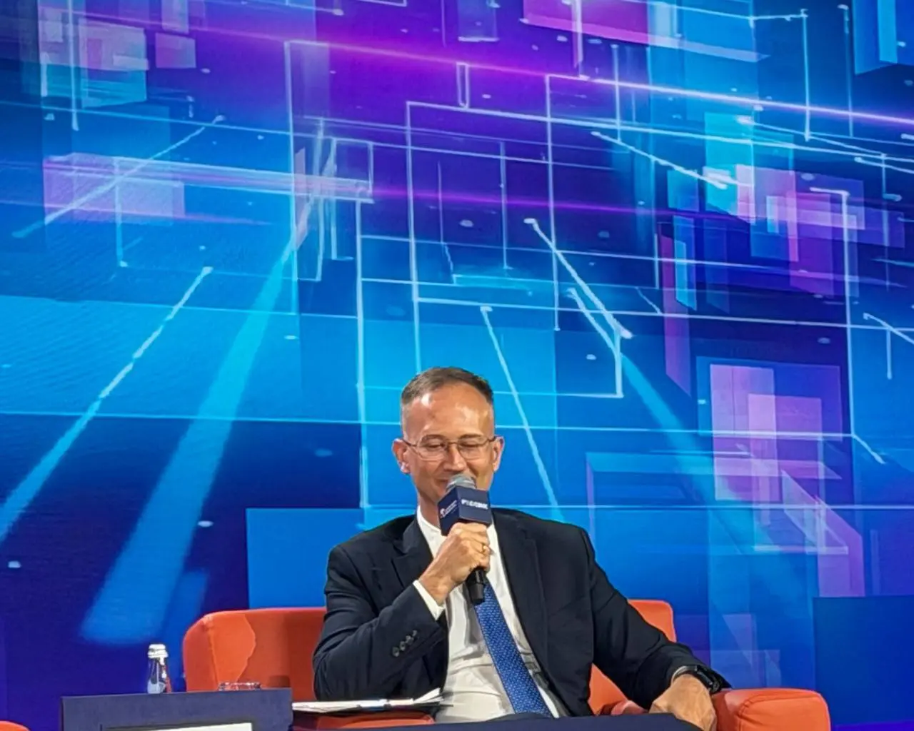 Полку можно обязать
С RWB работает миллион продавцов, на платформе оформляется более 28 млн заказов в сутки | Сетка — социальная сеть от hh.ru