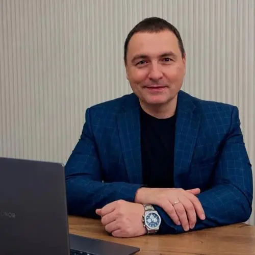 Иван Семенов