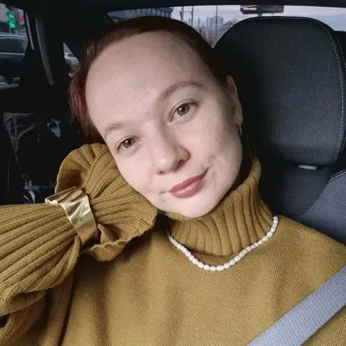 Яна Никонова