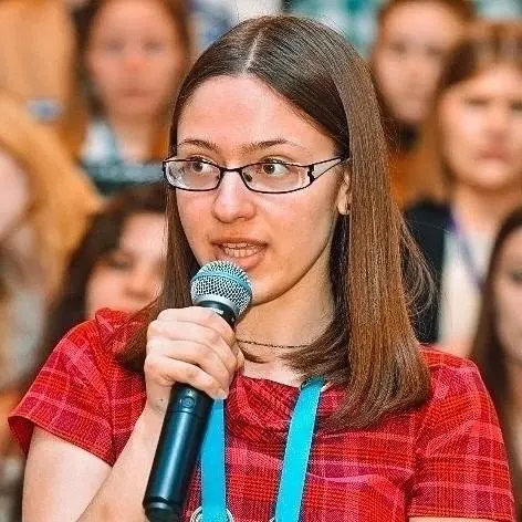 Арина Сангинова