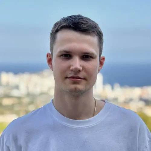 Владислав Савинкин