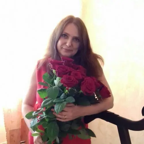 Елена Курюмова