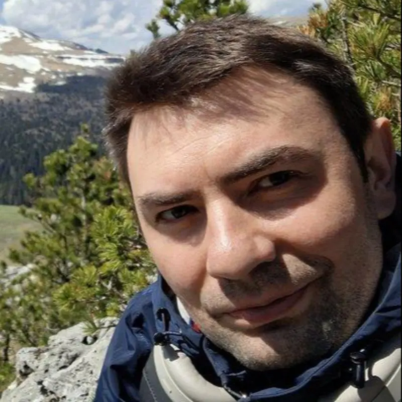 Александр Елистратов