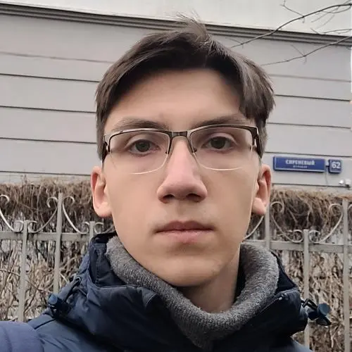 Антон Медведев