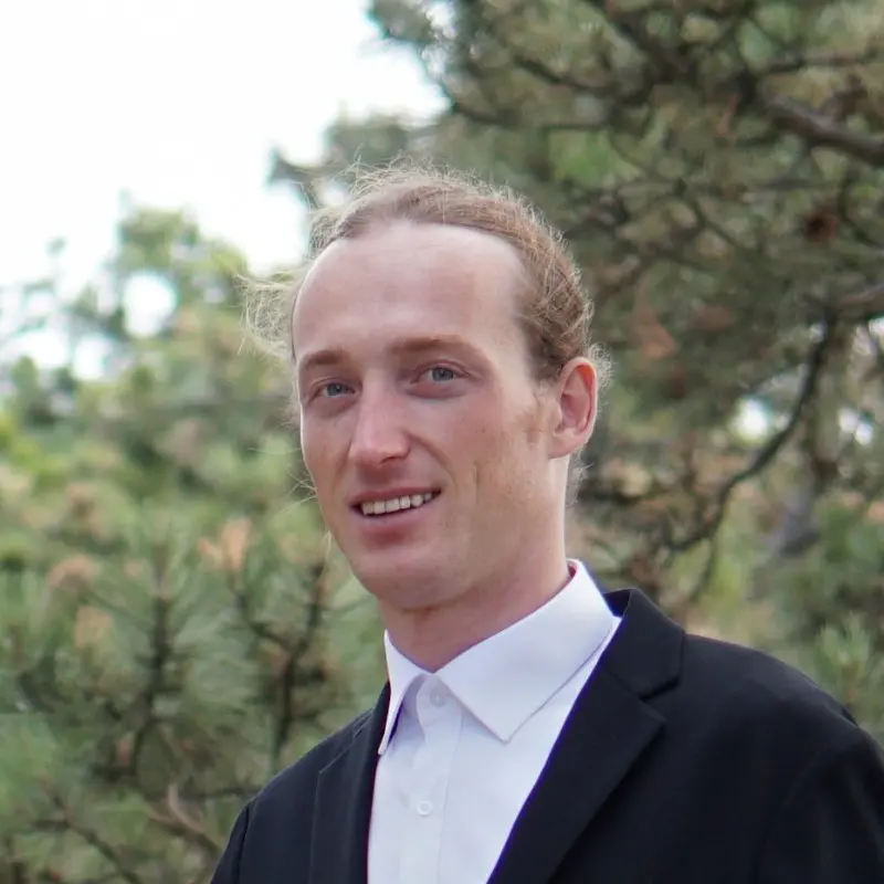 Глеб Гусаченко