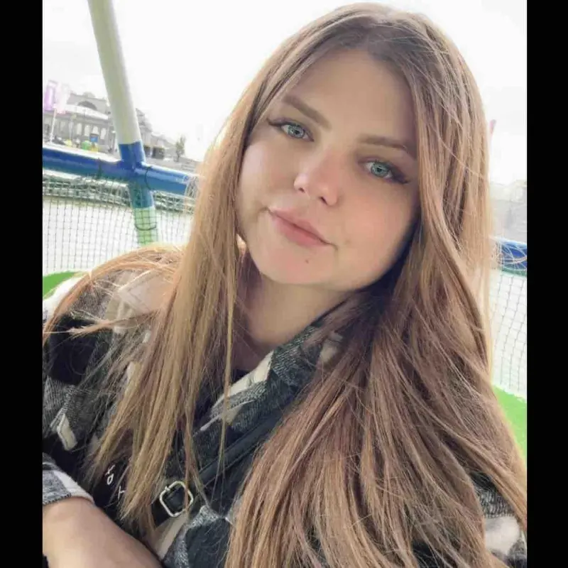 Анжела Ден