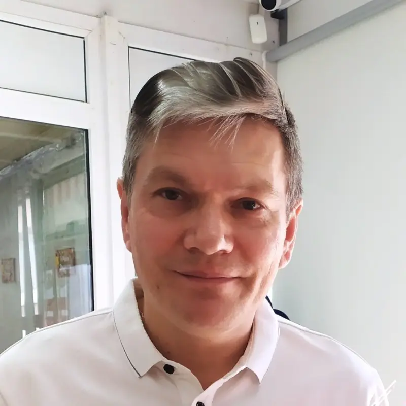 Михаил Поздняков