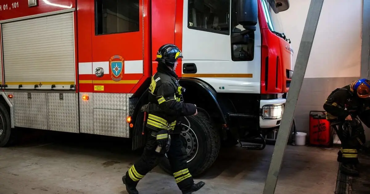 Пожар в Люберцах сегодня охватил склад на 1200 квадратов 🚒🔥 | Сетка — социальная сеть от hh.ru