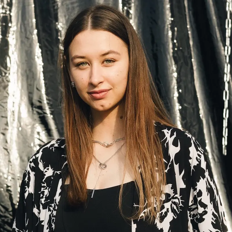 Елена Домбровская