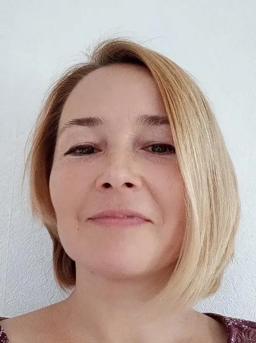 Елена Суханова