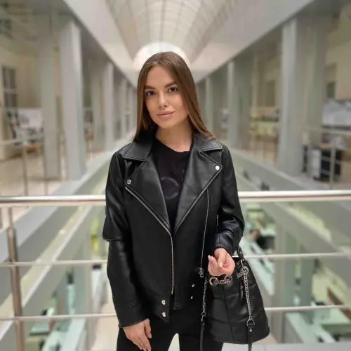 Анна Каменева