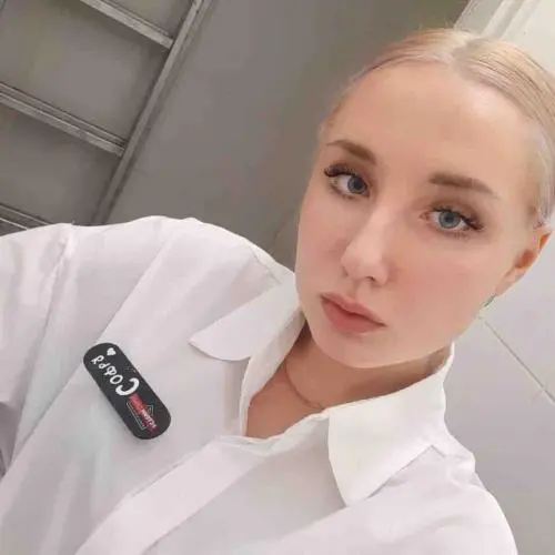 Алина Страхова