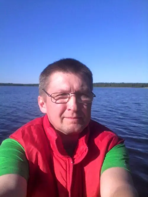 Иван Иванов