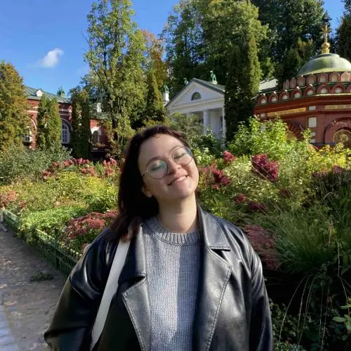 Полина  Корсакова 