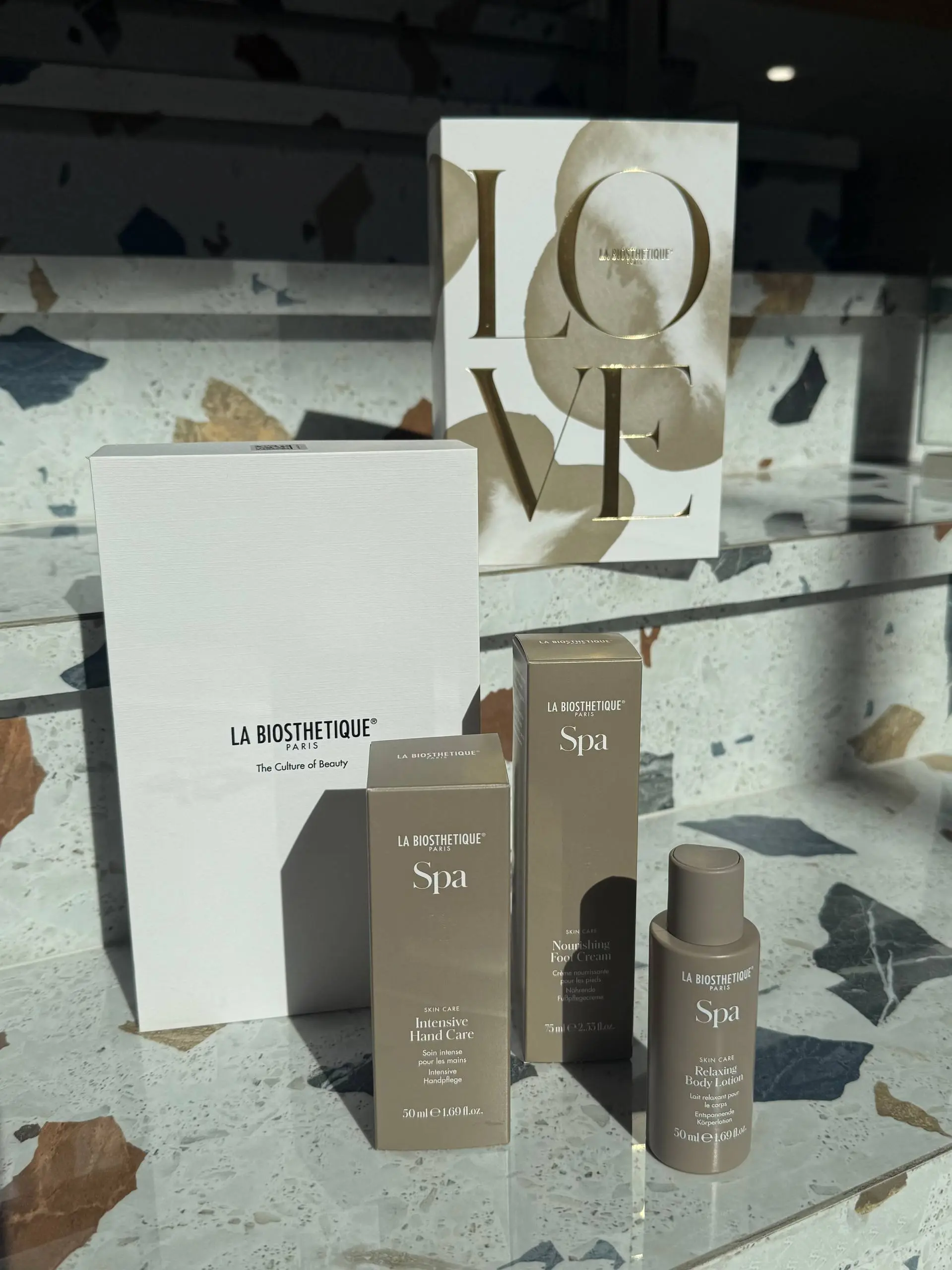 ✨ Продлите удовольствие от салонного ухода вместе с La Biosthétique!
💆‍♀️ Красота начинается с заботы о себе, а ощущение ухоженности хочется сохранить как можно дольше
Представляем набор SPA-ухода от ... | Сетка — социальная сеть от hh.ru