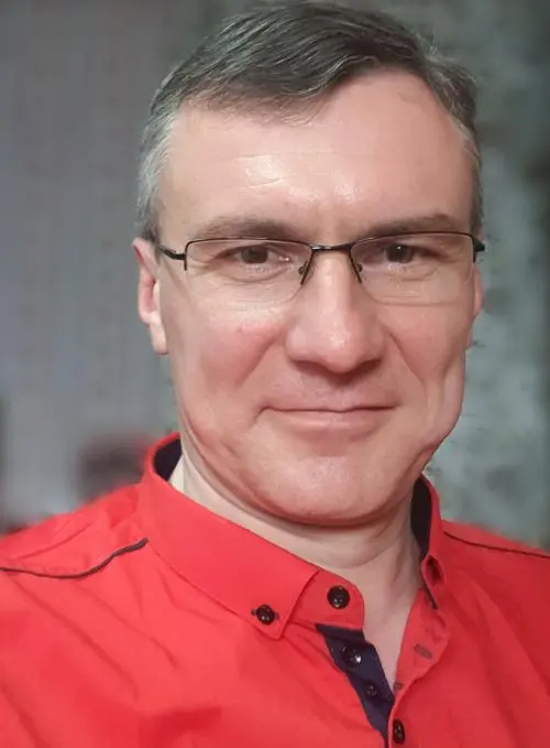 Александр Ларионенко