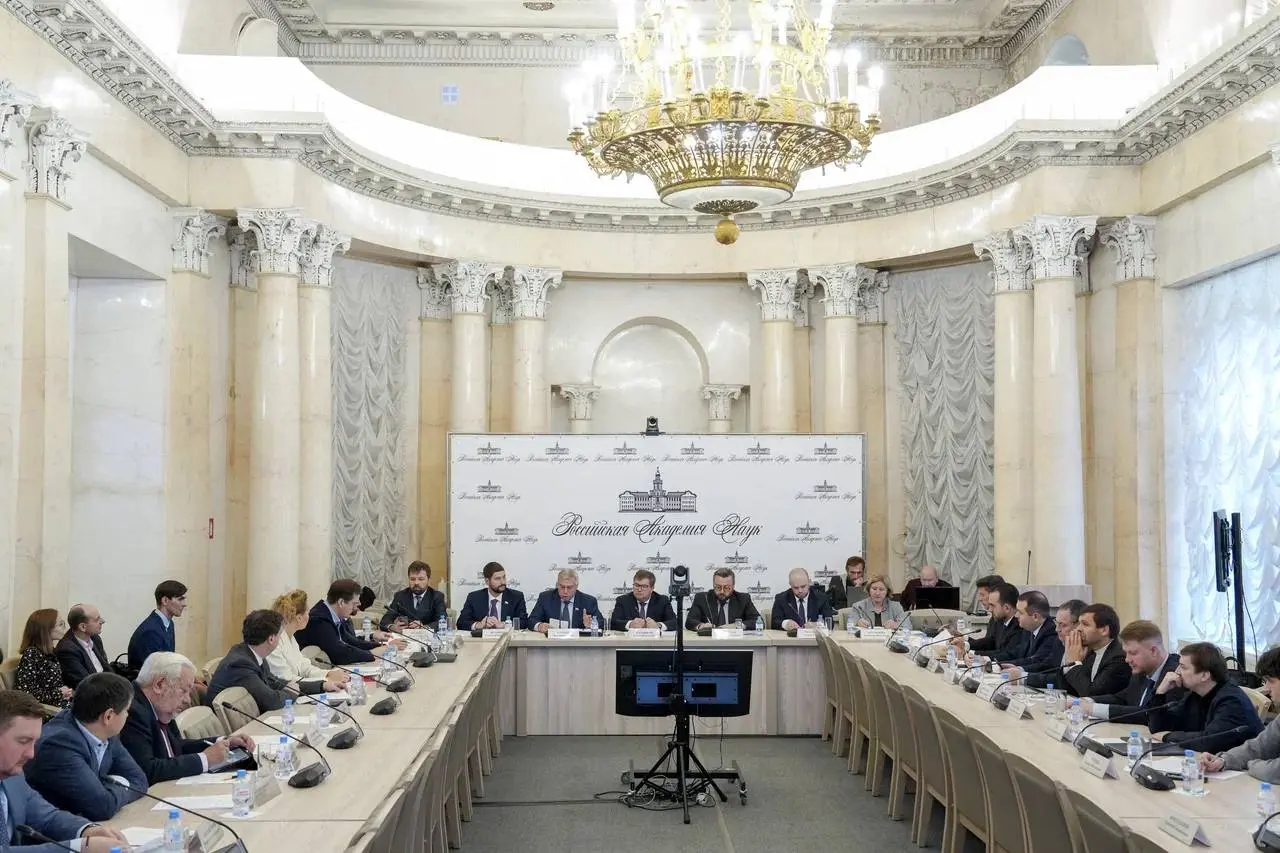 🇷🇺 Proficoll представили в Российской академии наук
15 октября на площадке РАН состоялось заседание Научно-экспертного совета при участии Агентства стратегических инициатив (АСИ) | Сетка — социальная сеть от hh.ru
