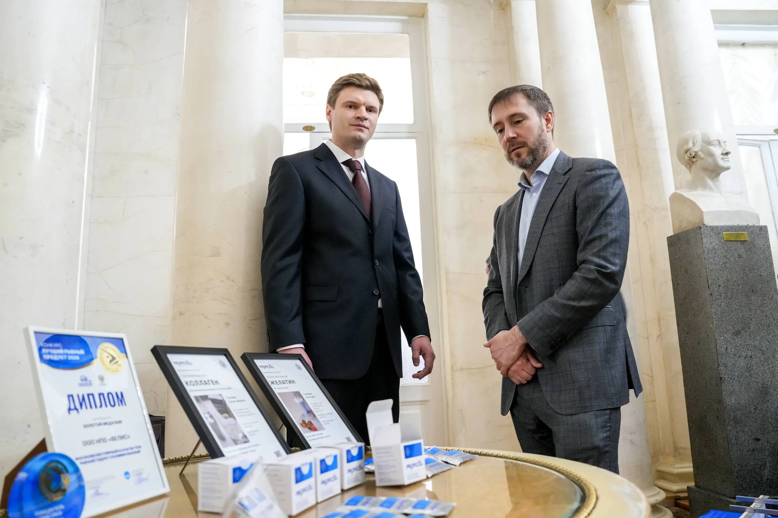 🇷🇺 Proficoll представили в Российской академии наук
15 октября на площадке РАН состоялось заседание Научно-экспертного совета при участии Агентства стратегических инициатив (АСИ) | Сетка — социальная сеть от hh.ru