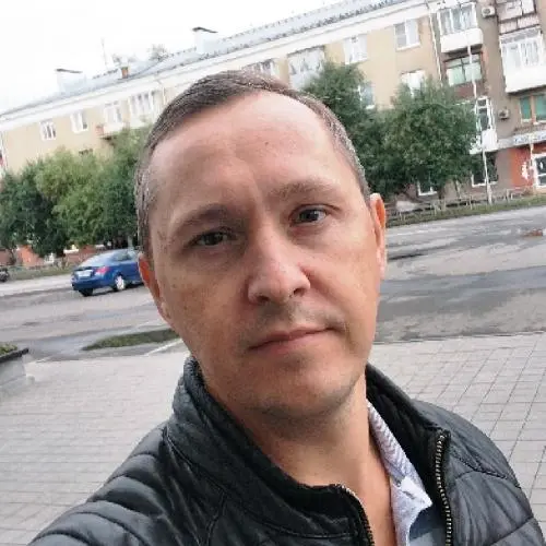 Александр Вдовин