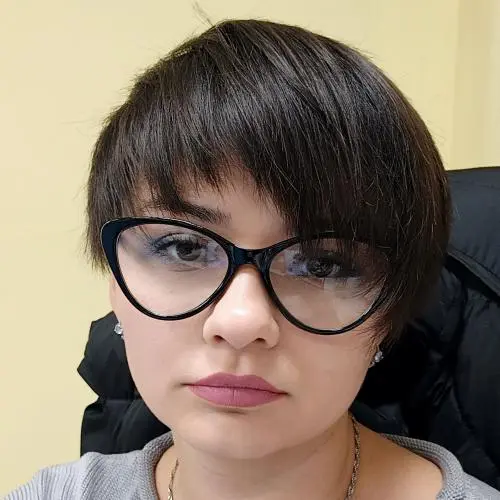 Анна Найденова
