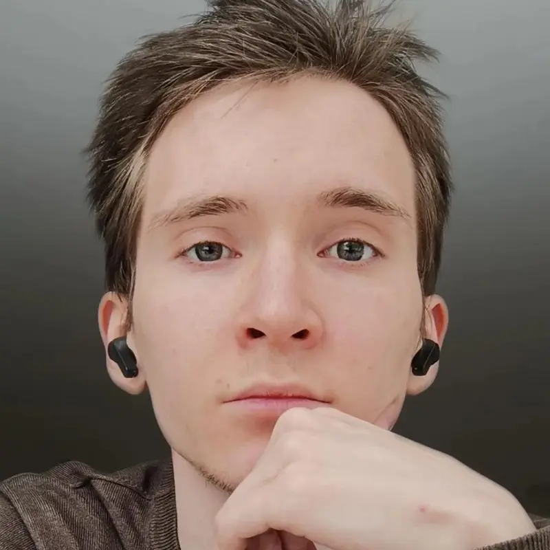 Александр Лаврик