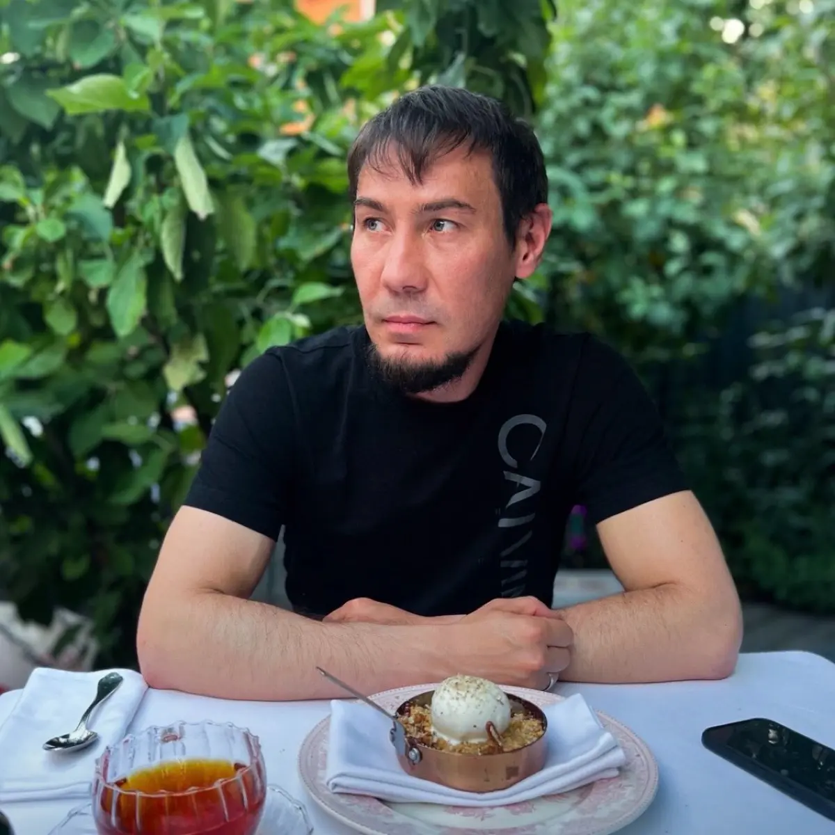 Руслан Низаев
