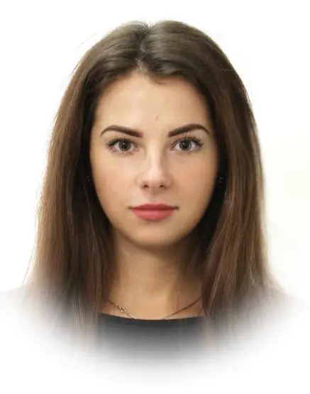 Яна Столярова