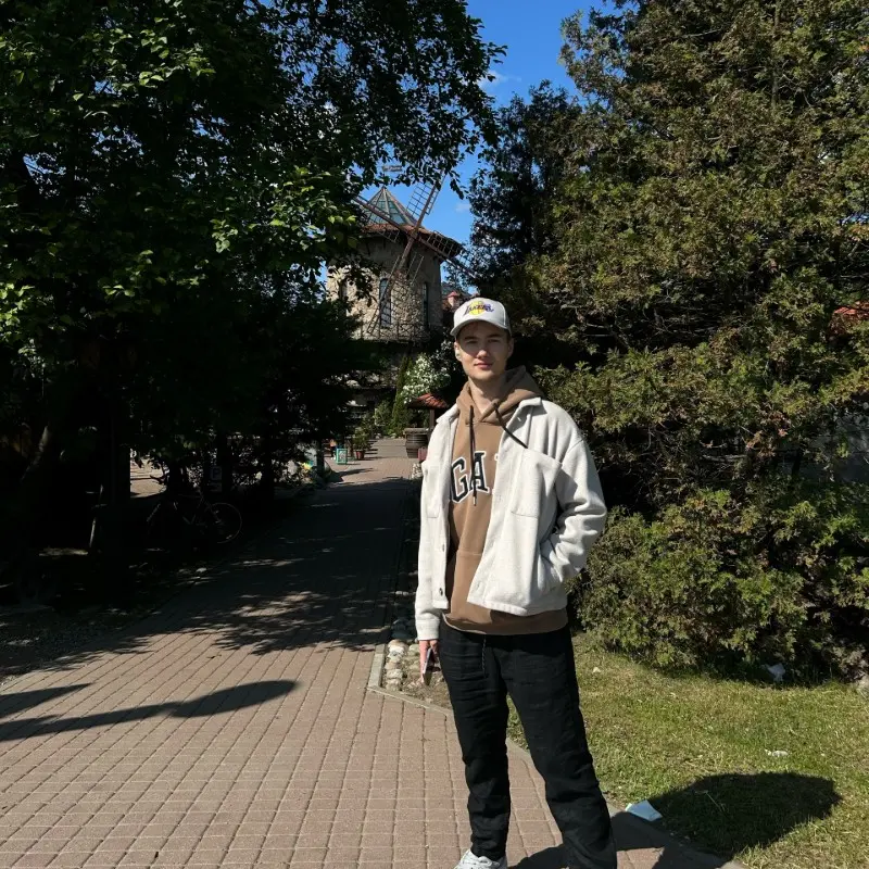 Николай Гапанёнок