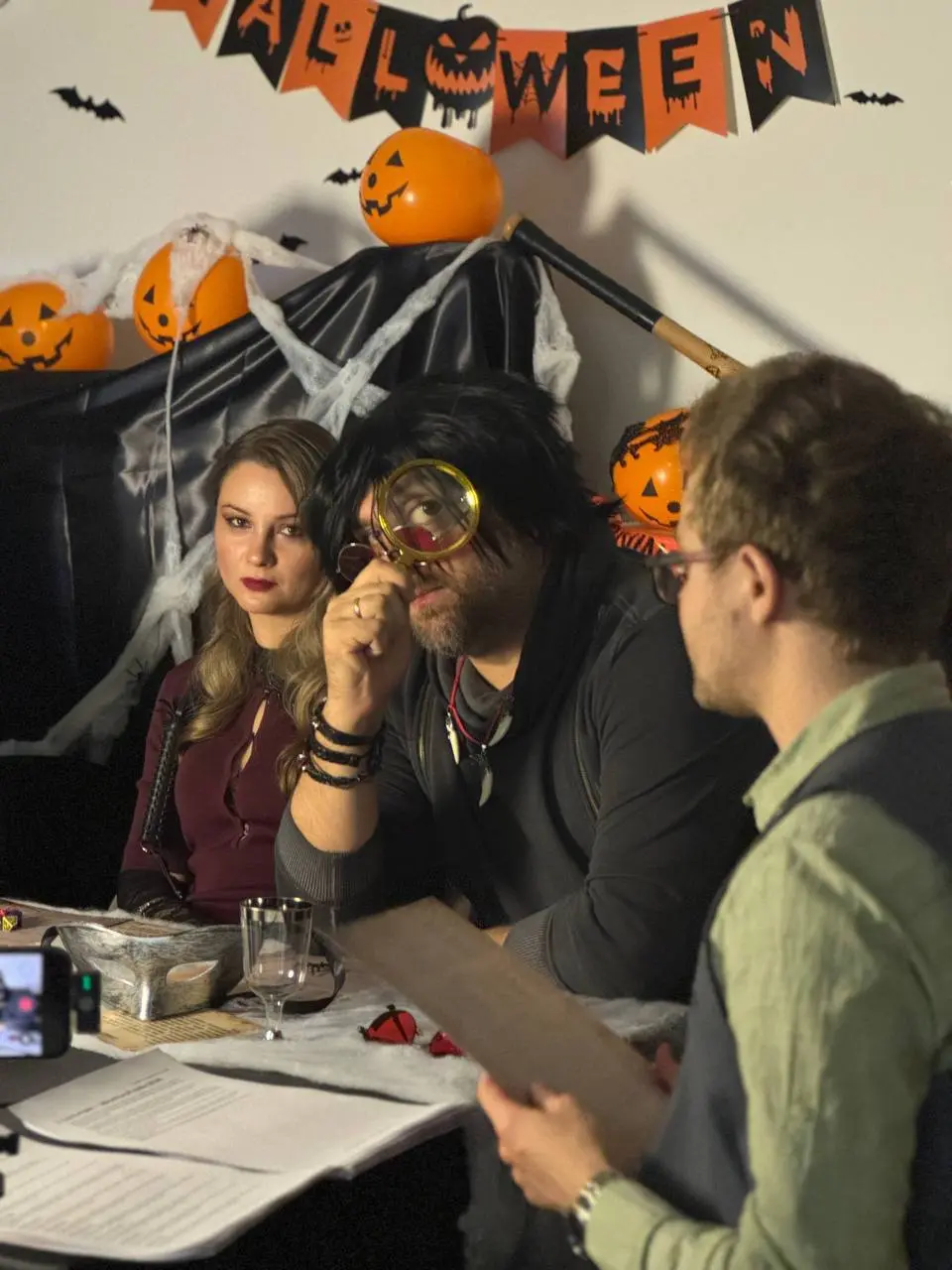 Сняли для вас кое что интересное 😏
31 октября будет СТРАШНО смешно 🎃 | Сетка — социальная сеть от hh.ru