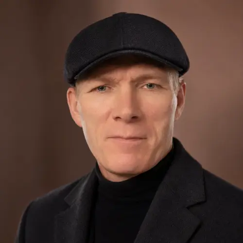 Евгений Попов
