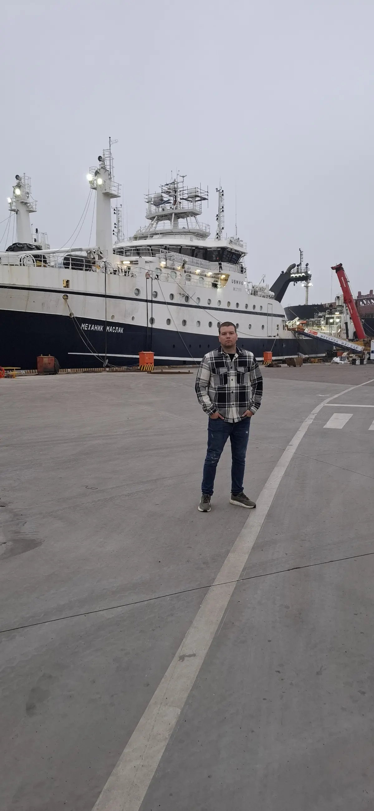 ⚓️🚢 Кадры решают всё: как вырастить специалистов в рыбопромысловый отрасли
Вопросы и поиски путей решения по увеличению профессионалов на флоте и в рыбном хозяйстве заставляют нас мыслить шире стандар... | Сетка — социальная сеть от hh.ru