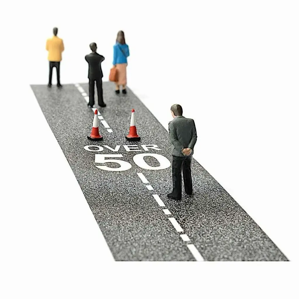 Возраст отсечения: почему после 40 лет сложнее найти работу? | Сетка — социальная сеть от hh.ru
