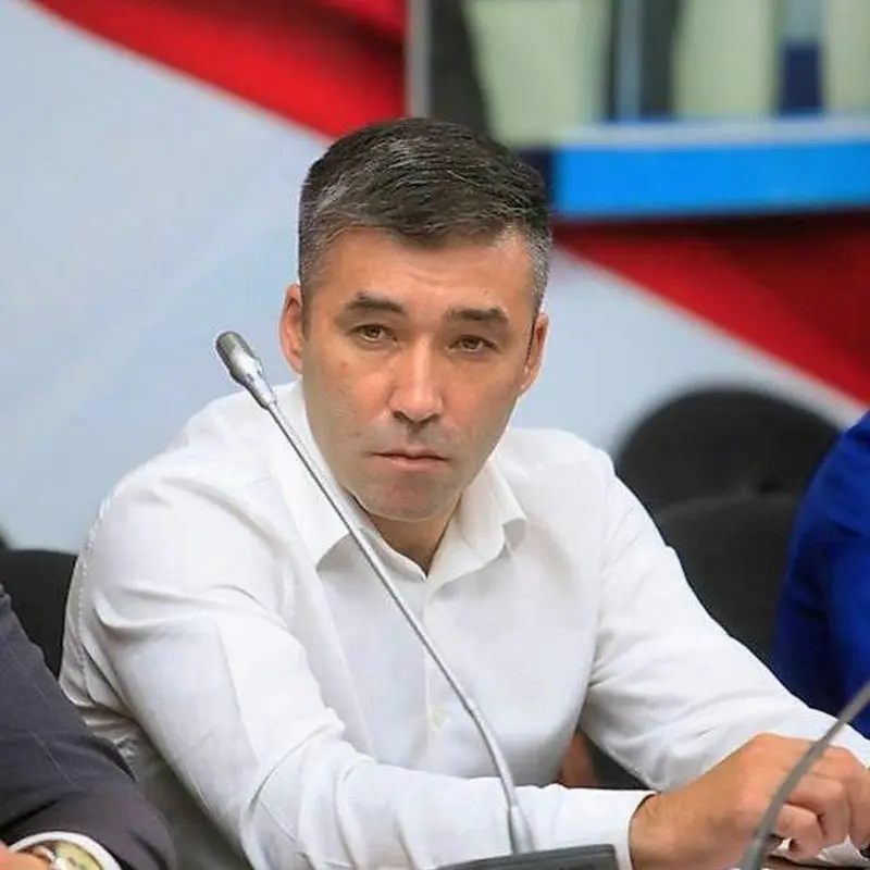 Рустам Лукманов