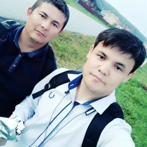 Санжар  Хужамов